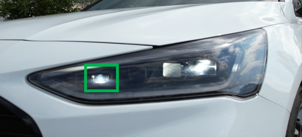 Beleuchtung kurvenlicht vorne